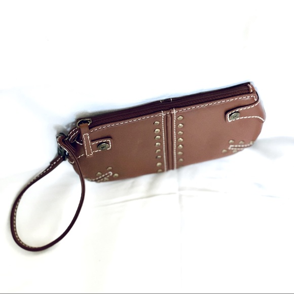 Michael Michael Kors Astor Wristlet w/Studs - Picture 4 of 8